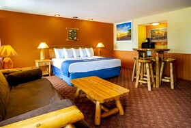 Days Inn & Suites by Wyndham Stevens Point