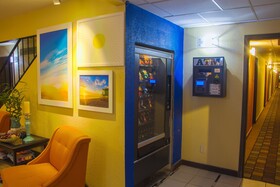 Days Inn & Suites by Wyndham Stevens Point