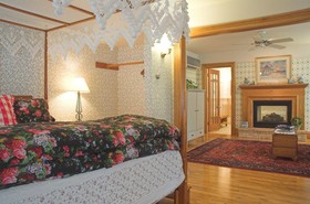 White Lace Inn