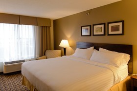 Holiday Inn Express Hotel & Suites Superior
