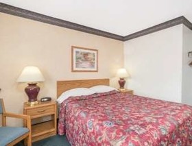 Super 8 by Wyndham Superior WI