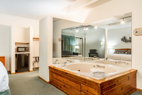 Clarion Pointe Tomah