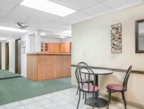 Super 8 by Wyndham Tomah Wisconsin