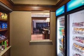 Hampton Inn & Suites West Bend