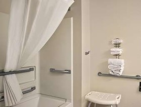 Super 8 by Wyndham Whitewater WI