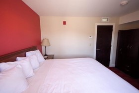 Polynesian Wisconsin Dells Hotel