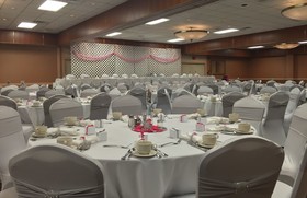 Hotel Mead & Conference Center