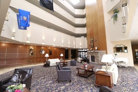 Hotel Mead & Conference Center