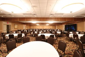 Hotel Mead & Conference Center