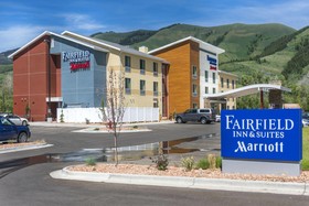 Fairfield Inn & Suites Afton