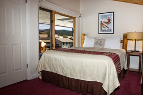 Sioux Lodge Suites