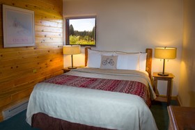 Sioux Lodge Suites