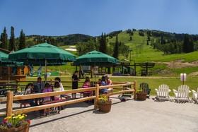 Sioux Lodge Suites