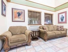 Super 8 by Wyndham Buffalo