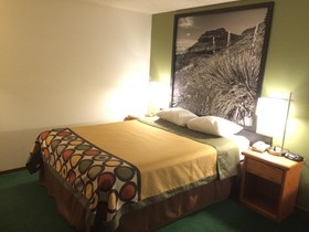 Super 8 by Wyndham Buffalo