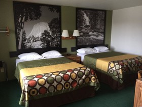 Super 8 by Wyndham Buffalo
