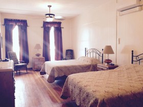 The Capitol Hotel Vacation Suites