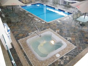 Riverside Hotel