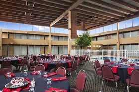Riverside Hotel