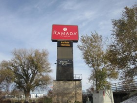 Riverside Hotel