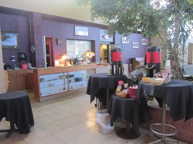 Riverside Hotel