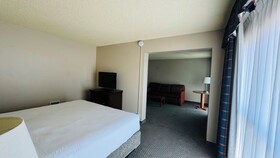 Riverside Hotel