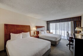 Riverside Hotel