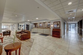 Riverside Hotel