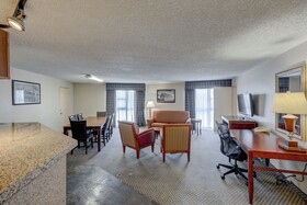Riverside Hotel