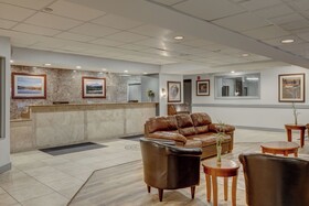 Riverside Hotel
