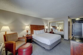 Riverside Hotel