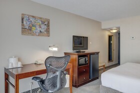 Riverside Hotel