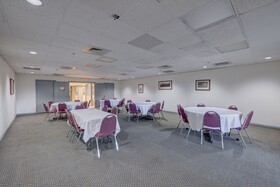 Riverside Hotel