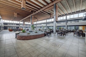 Riverside Hotel