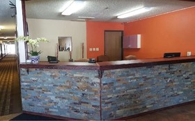 GuestHouse Inn & Suites Cheyenne