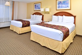GuestHouse Inn & Suites Cheyenne