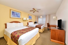 GuestHouse Inn & Suites Cheyenne