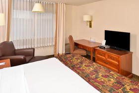 GuestHouse Inn & Suites Cheyenne