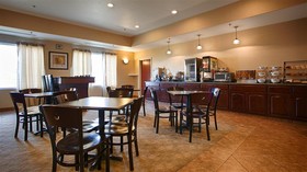 Best Western Plus Frontier Inn