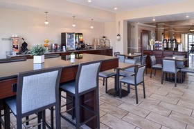 Best Western Plus Frontier Inn