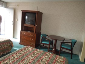 Central Plaza Hotel