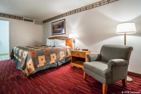 Comfort Suites
