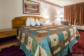 Comfort Suites