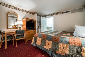 Comfort Suites