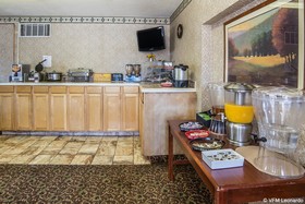 Comfort Suites