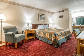 Comfort Suites