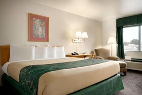 Travelodge by Wyndham Cheyenne