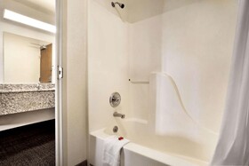 Travelodge by Wyndham Cheyenne