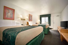Travelodge by Wyndham Cheyenne