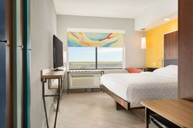 Tru by Hilton Cheyenne